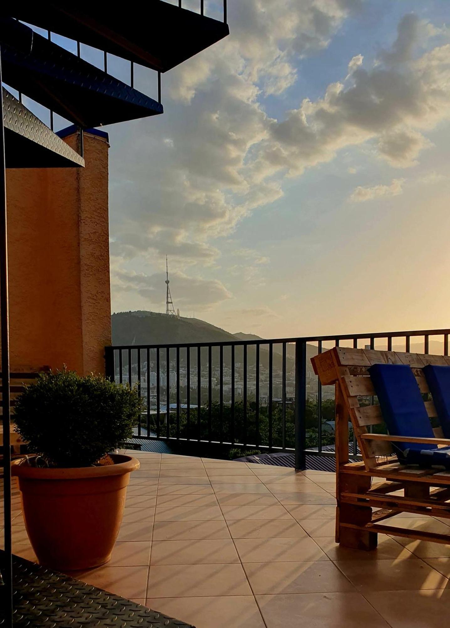 Hotel Hills In Old טביליסי מראה חיצוני תמונה